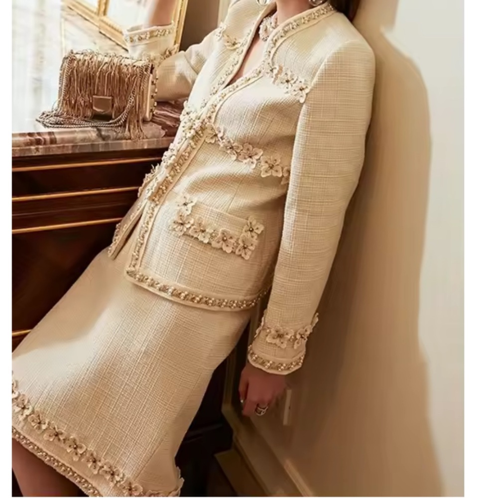 Runway suit skirt set